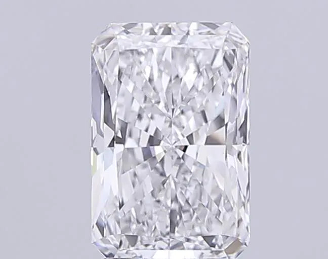 3.00ct Radiant Lab Grown Diamond (Colour D, Clarity VVS2, IGI Certified)